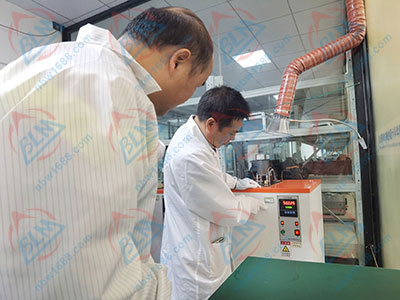 照明廠儀器校驗(yàn)8